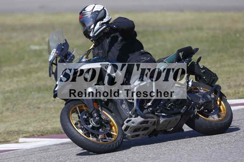 /01 02.04.2026 MAZ ADR/Gruppe rot/28